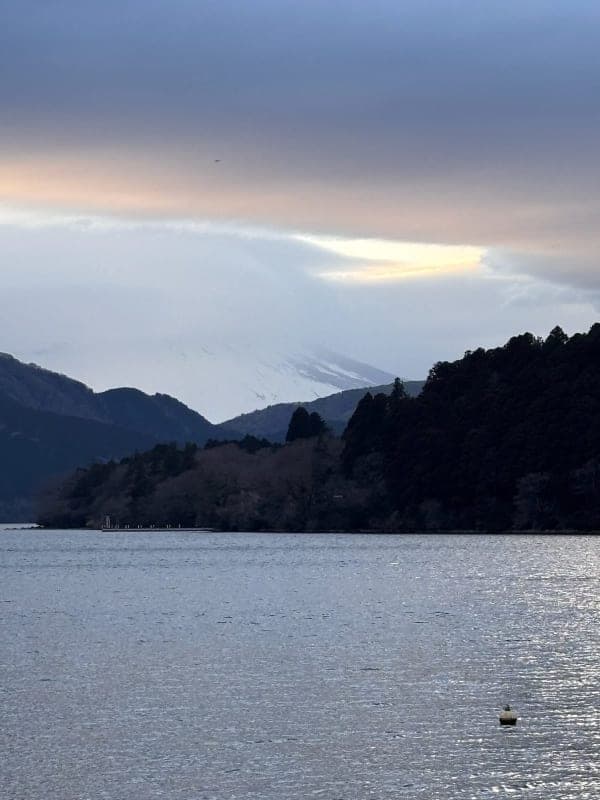 Return to Lake Ashi — Mt Fuji Through the Clouds